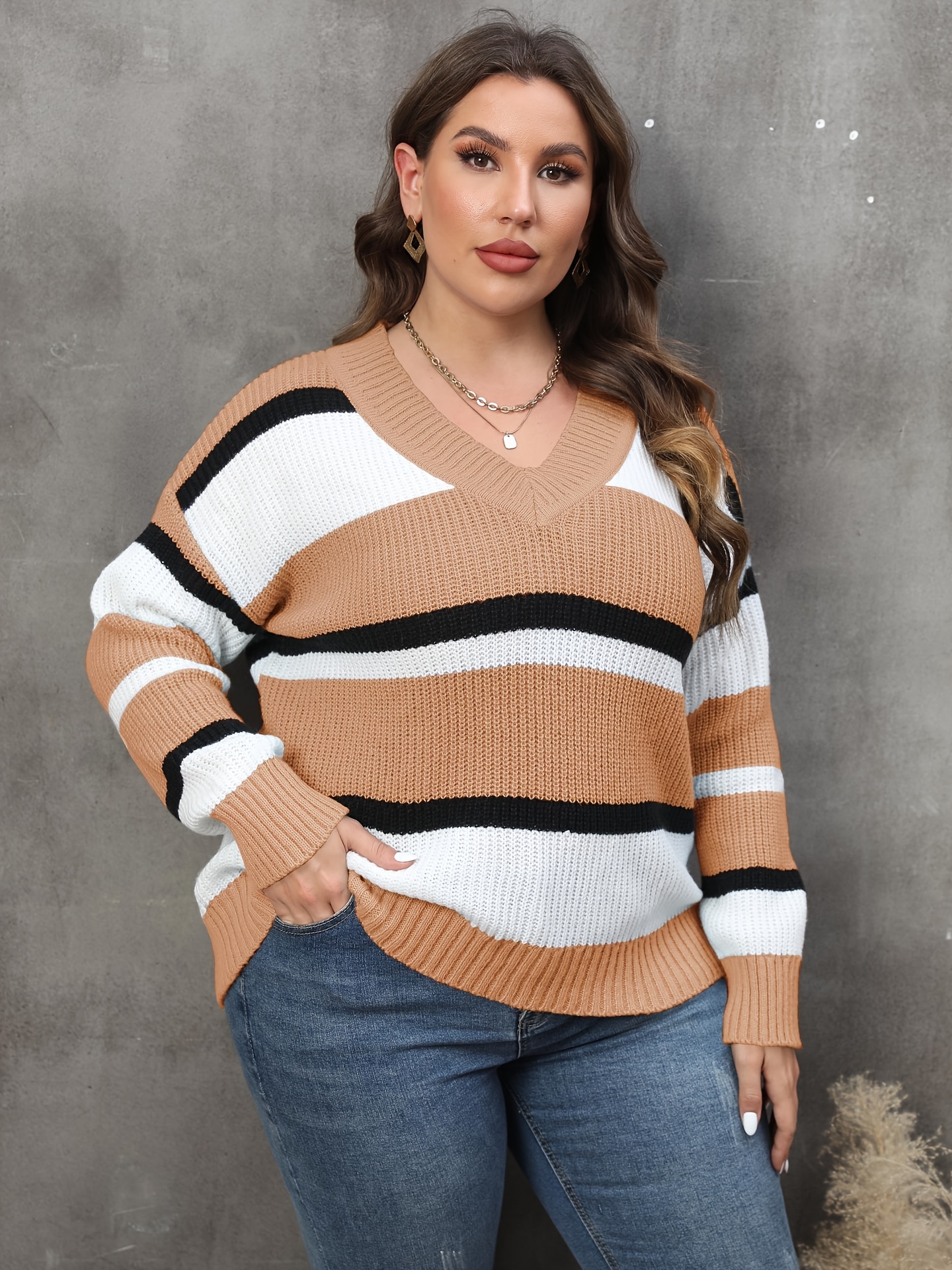 Plus Size Casual Sweater, Women's Plus Colorblock Long Sleeve V Neck Slight Stretch Jumper